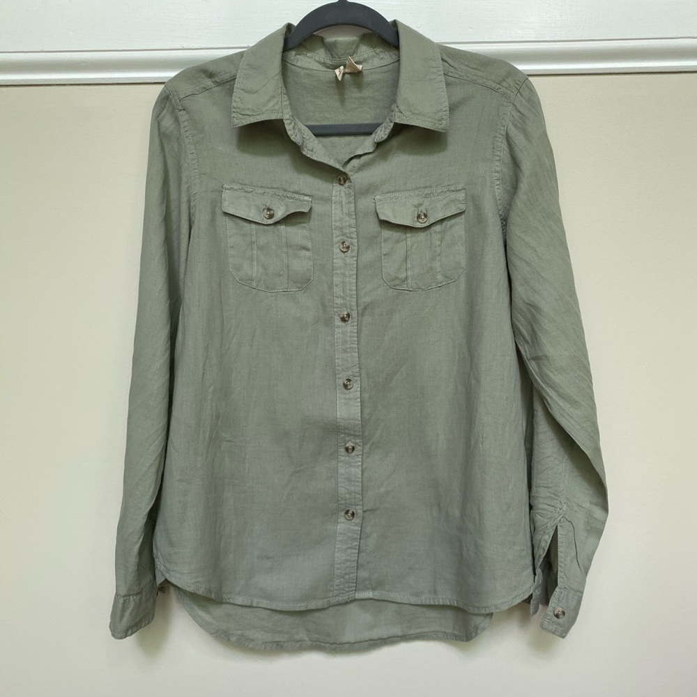 🍍Japna Olive Green Button Down size M
